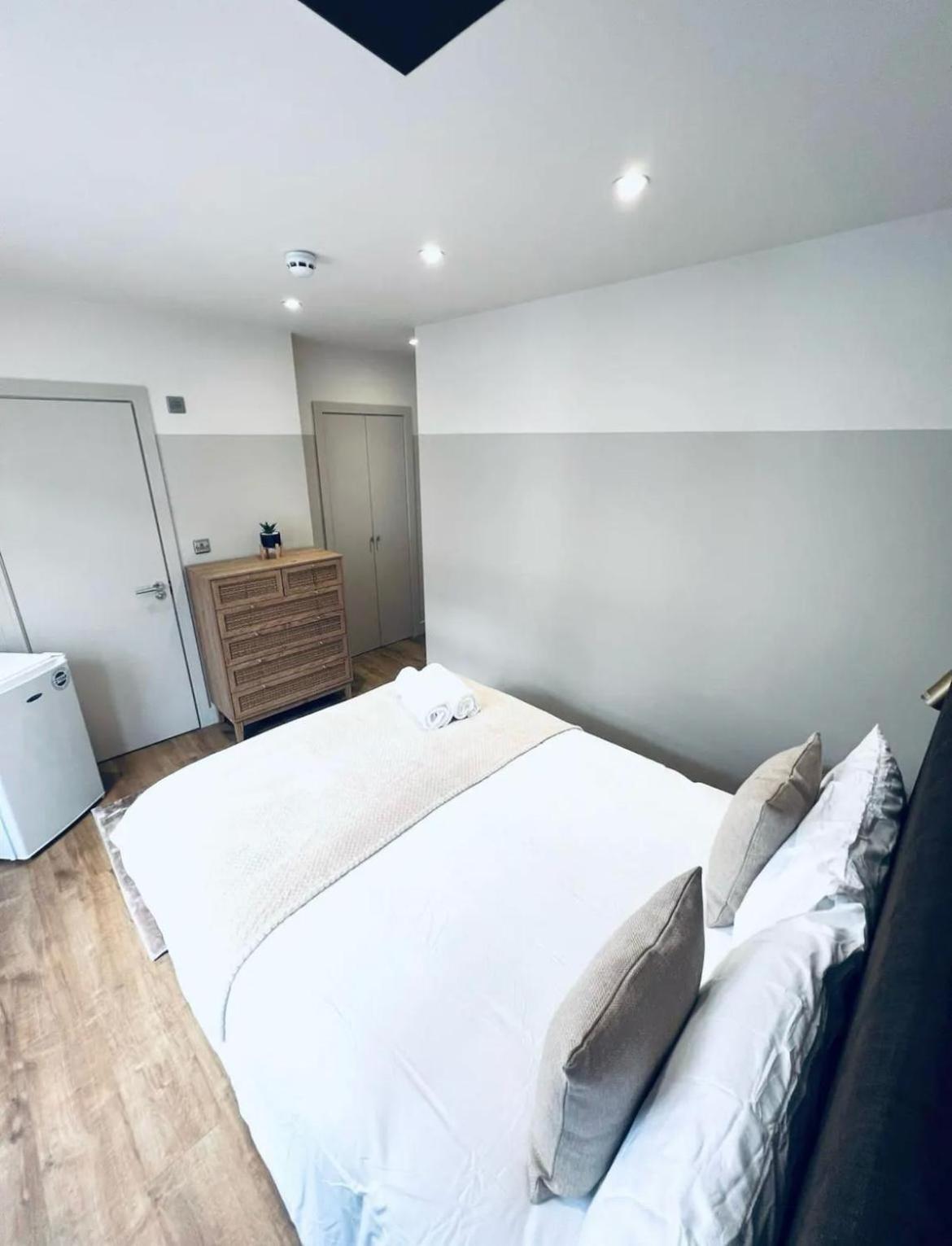 London South Charming Ensuite Look Like Hotel Designer Room מראה חיצוני תמונה